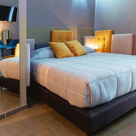 Hotel Eubea Reggio di Calabria Buitenkant foto