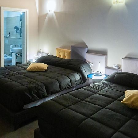 Hotel Eubea Reggio di Calabria Buitenkant foto