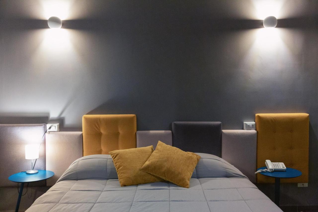 Hotel Eubea Reggio di Calabria Buitenkant foto