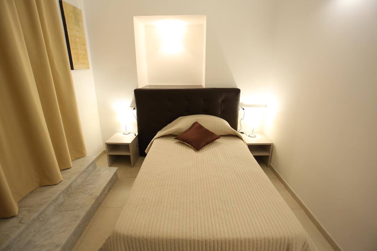 Hotel Eubea Reggio di Calabria Buitenkant foto