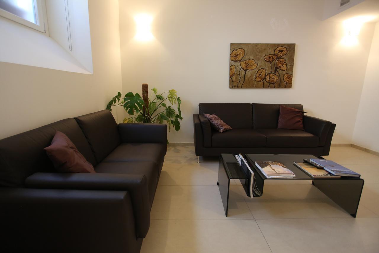 Hotel Eubea Reggio di Calabria Buitenkant foto